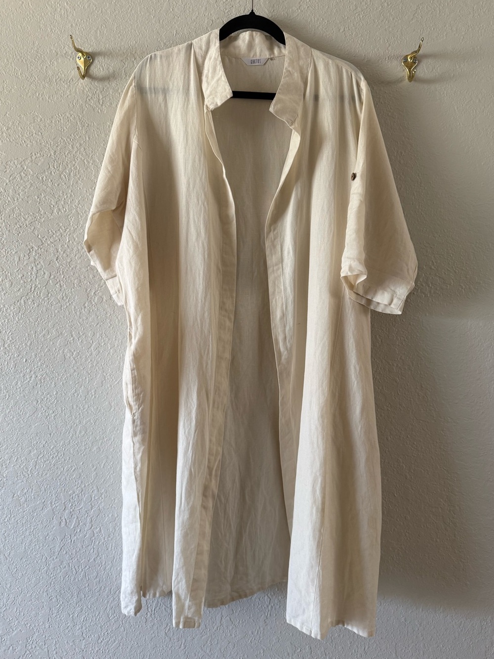 Kaktus Cream Lightweight Longline Buttonless Shirt